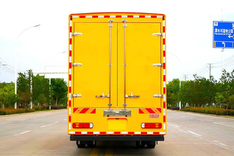 重汽豪沃大流量排涝抢险车4000方每时