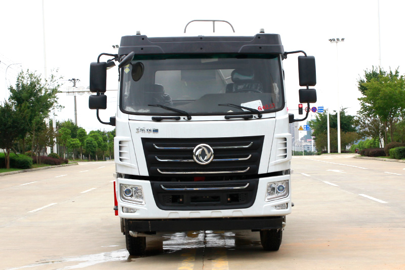 华神消防洒水车