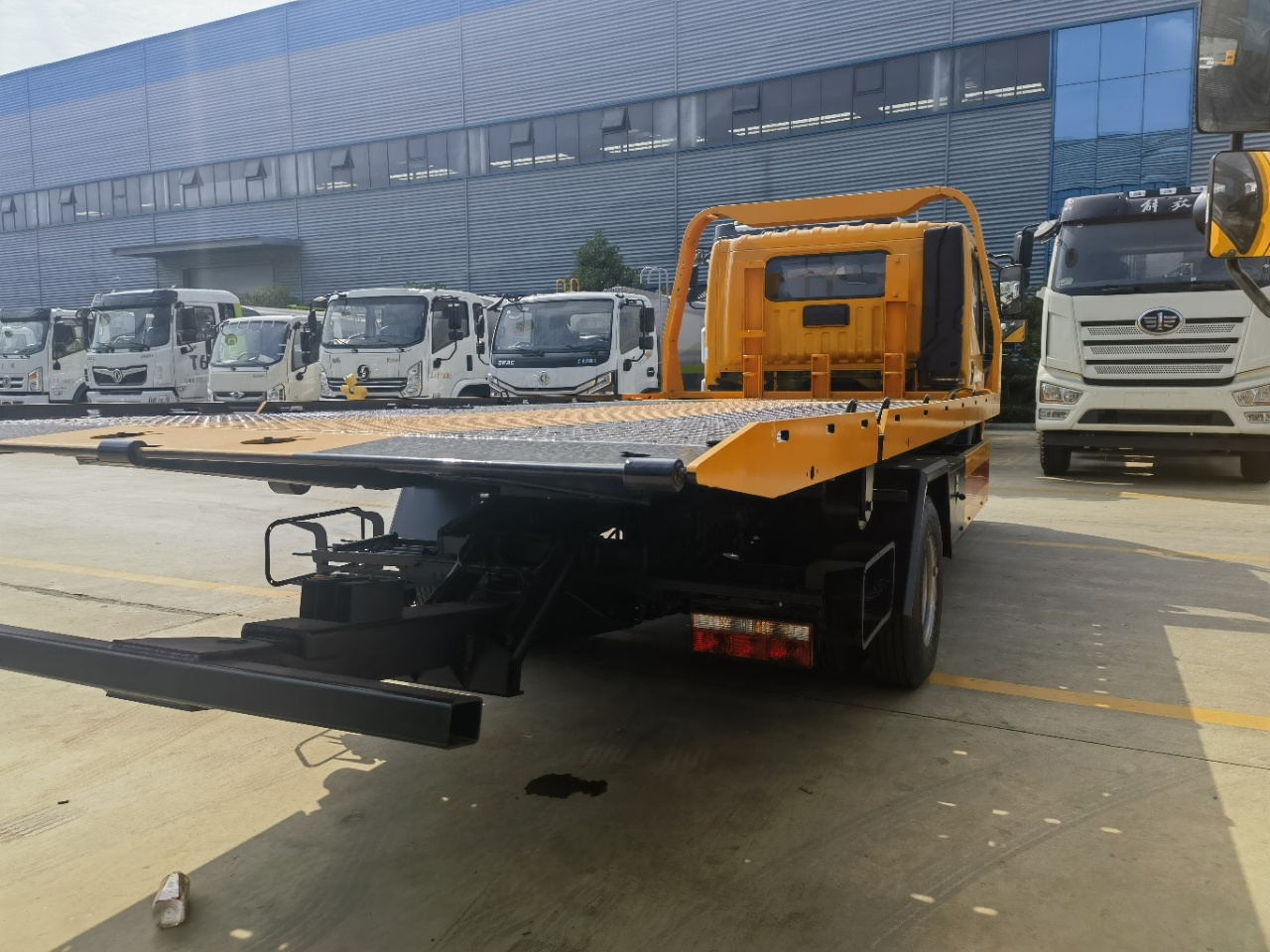 东风宽体蓝牌重载清障车（京环）