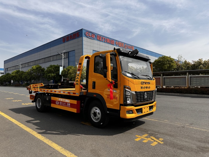 豪沃统帅潍柴170蓝牌清障车8吨重载板