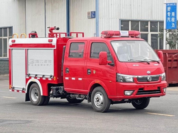 东风途逸1吨微型水罐消防车