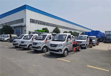 2025.06.20长安15小型钩臂垃圾车【批量发车】