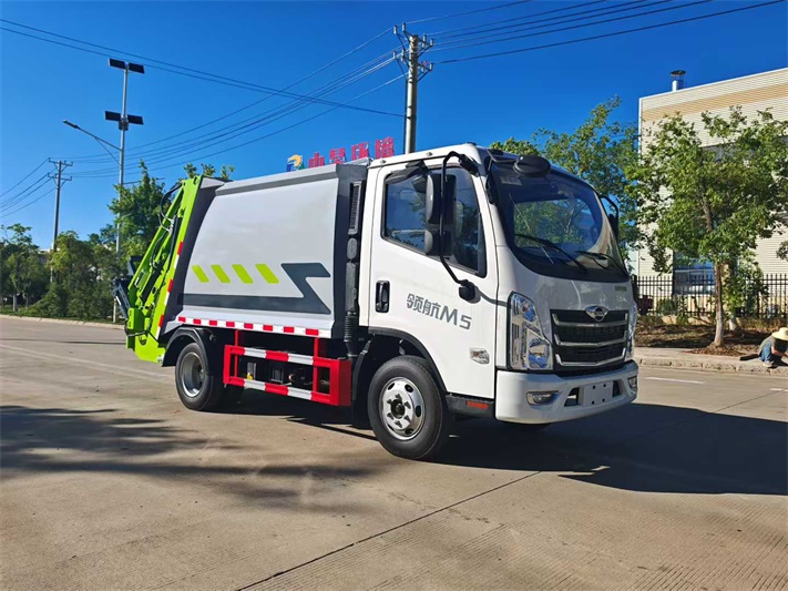福田时代M5蓝牌压缩垃圾车