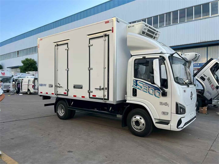 陕汽智云电动4.2米冷藏车