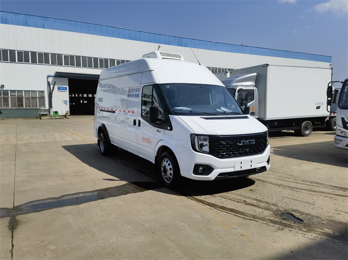 江铃福顺面包冷藏车