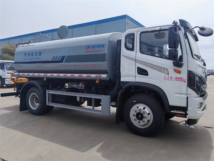 东风华神12吨洒水车