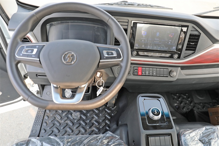 202511051642.jpg 微信图片_20251105141530_修改.jpg