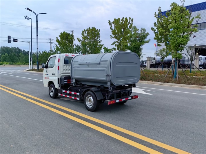 福田祥菱M1纯电动勾臂垃圾车: