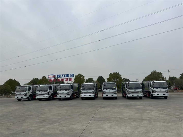 东风10方压缩垃圾车