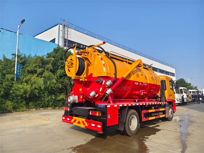 陕汽德龙15方清洗吸污车