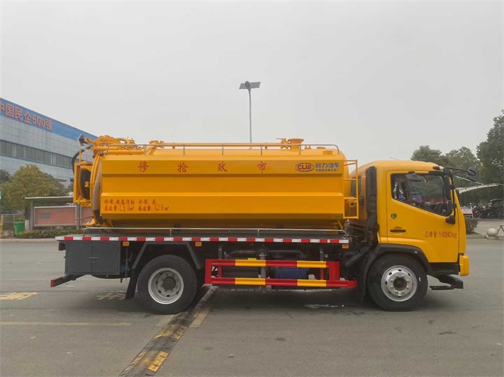 东风12方清洗吸污车