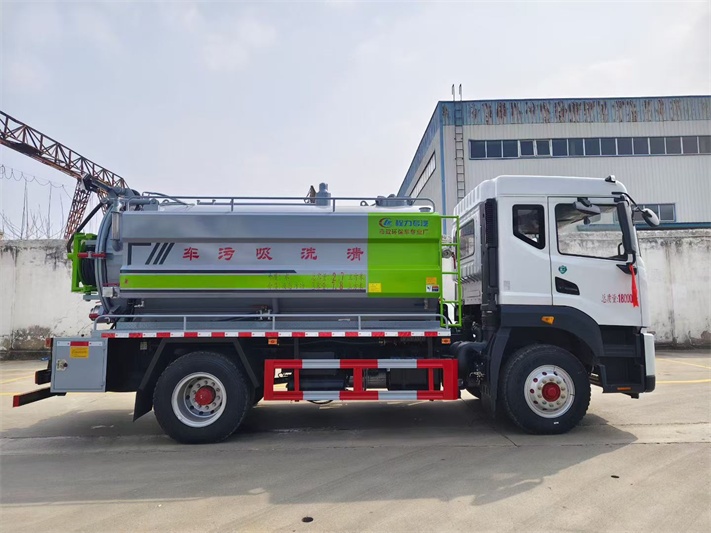 东风D9清洗吸污车